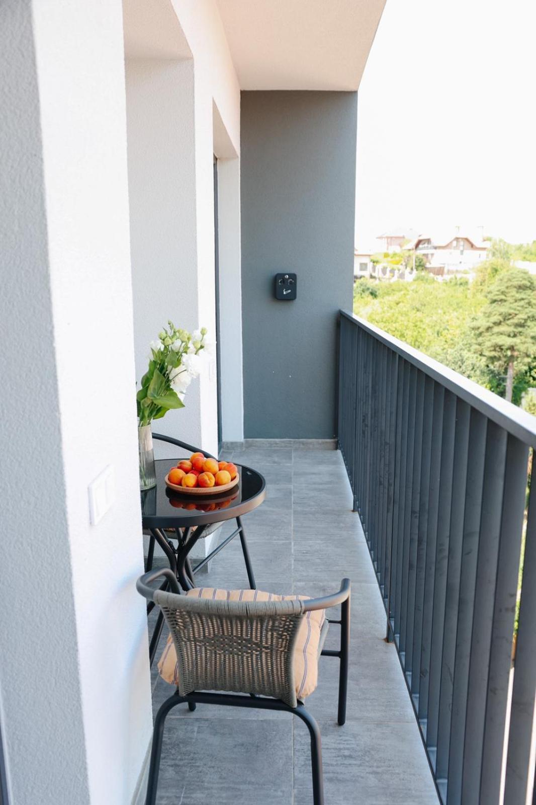 Мм Group Apartment Užhorod Exteriér fotografie